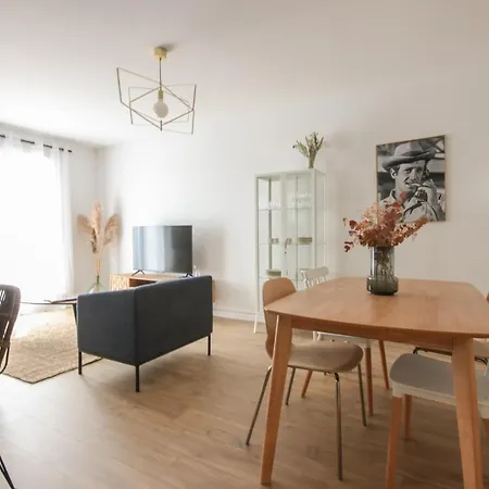 La Belle Epoque - Proche Gare - Parking Gratuit Angoulême